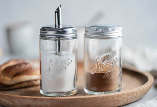 bilde av kanel og sukker