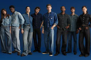 8 personer iført klær fra Carlings