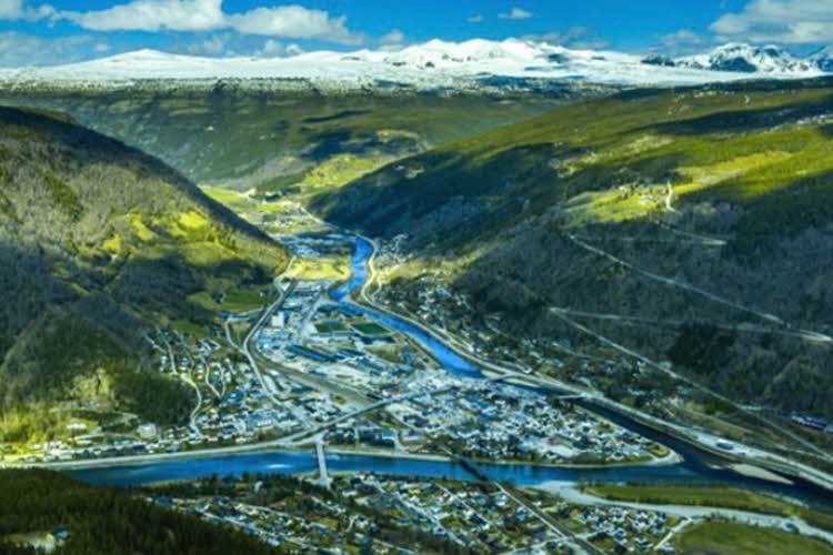 Otta byen ved Rondanen sett fra Pillarguri