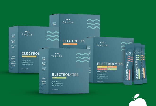 Fire forskjellige bokser med elektrolytter fra SALTE.