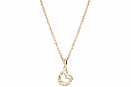 Gullkjede med hjerteanheng og diamantdetaljer.