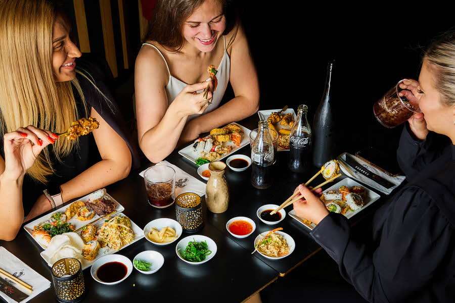 Ta deg et avbrekk i shoppingen hos et av våre spisesteder.