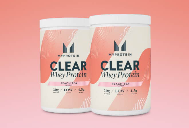 To bokser med Clear Whey Protein fra Myprotein