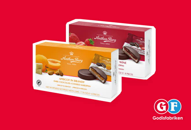 bilde av 2 bokser med marzipan kaker