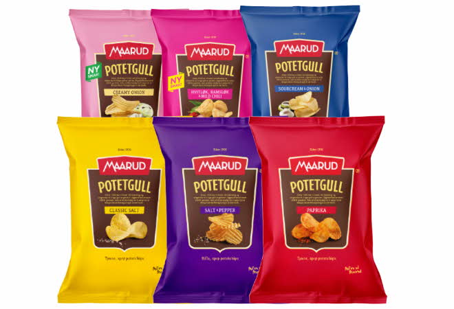 Et utvalg Maarud potetgull i ulike smaker og fargerike poser.