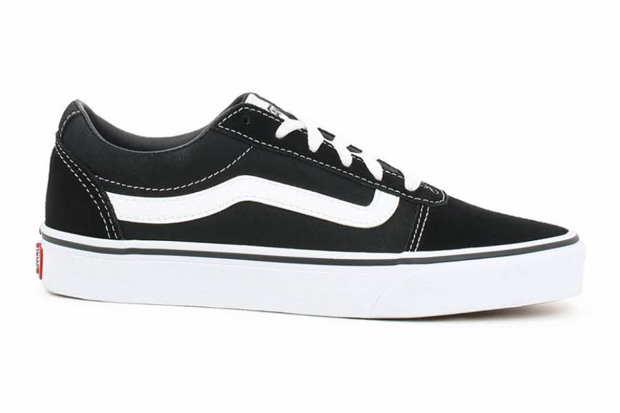 Sneakers i merket vans i sort med hvit stripe fra Mani