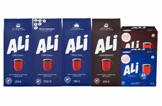 6 pakker med Ali kaffe i ulike varianter.