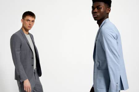 To unge menn i dress fra Bertoni