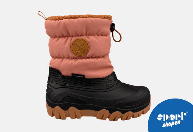 Vanntett vinterstøvel med rosa og svart design.