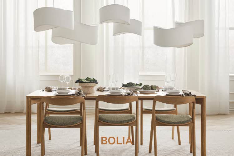 Stoler, bord og lamper fra Bolia