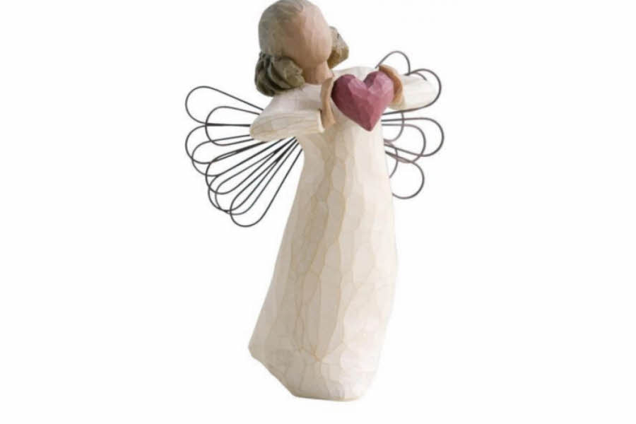 Englefigur i merket WillowTree