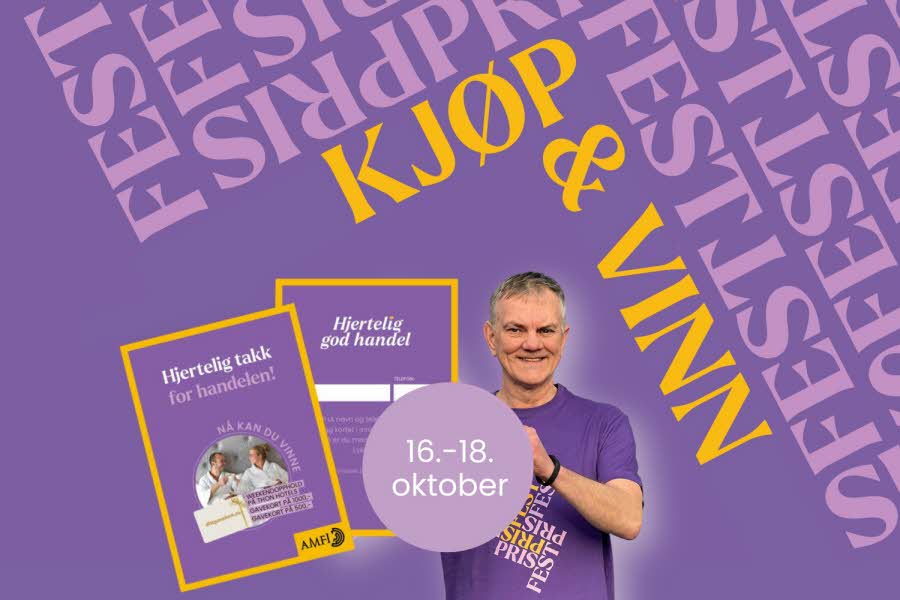 En mann som holder en kjøp og vinn-plakat