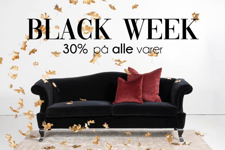Bilde sofa med puter og tilbudstekst