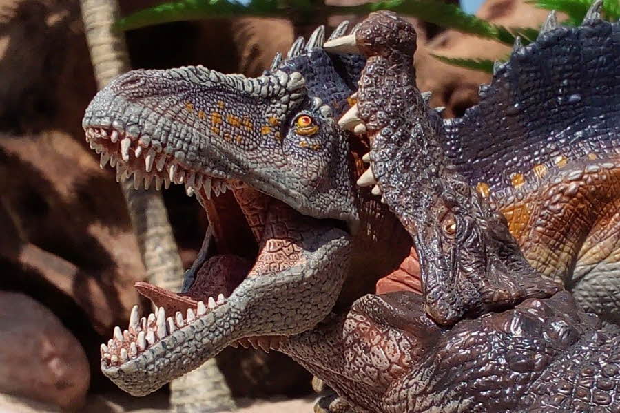 Papo dinosaur