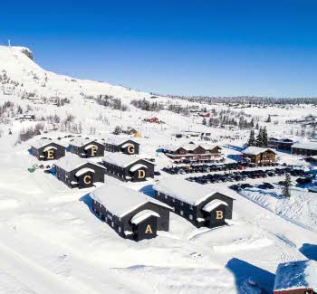 Oversiktsbilde over fritidsboligene på Skitorget på Skeikampen