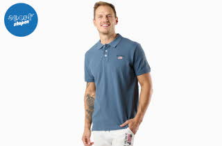 Mann med blå Loisville Polo t-skjorte