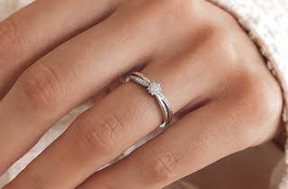 bilde av en diamantring