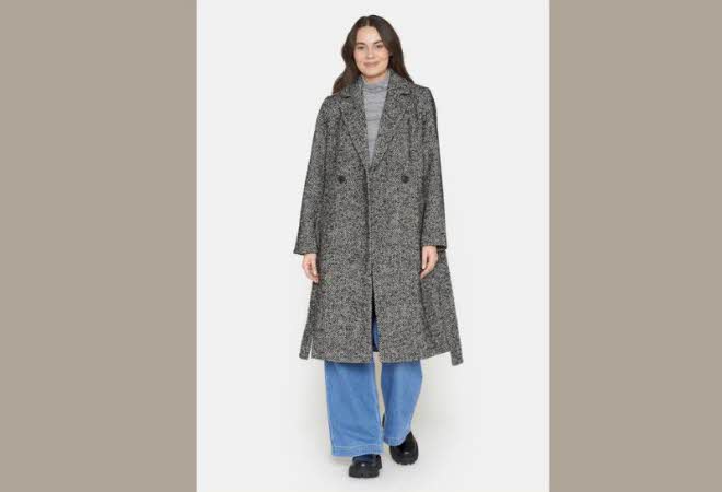 Ullkåpe fra Brandtex Før 1599,95 Nå 800,- hos INI Style 