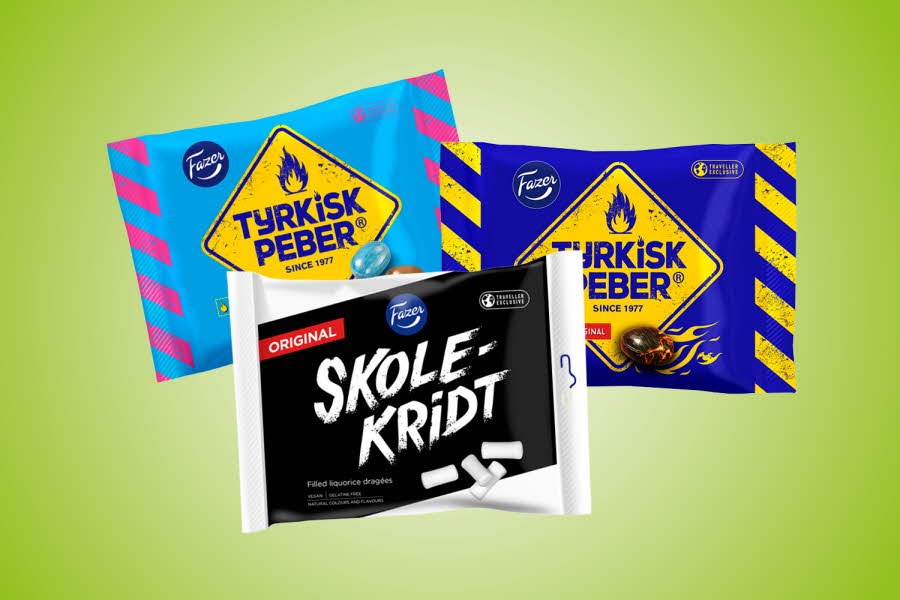 To poser Tyrkisk Peber og en pose Skolekridt