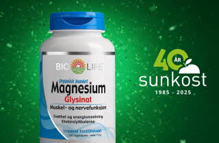 Boks med BioLife Magnesium Glysinat mot grønn bakgrunn med Sunkost 40-årslogo.
