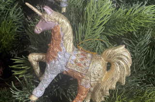 Enhjørningspynt på juletre