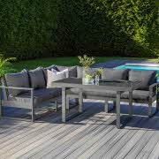 hjørnesofa i hagen