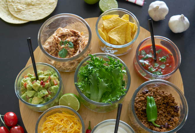 8-delers tacosett fra Norgesglasset med ulike taco tilbehør.
