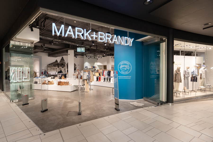 Hos Sandvika Storsenter finner du unike butikker med kjente merkevarer du ikke får tak i andre steder – eksklusive konsepter verdt å oppdage!