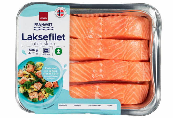 En pakke med laksefilet uten skinn fra Coop.