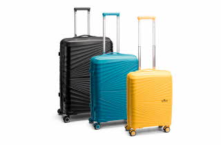 Tre forskjellige størrelser og farger av Copenhagen koffert