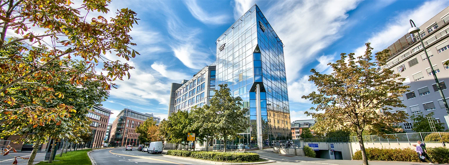 Fasadebilde av næringsbygget Vika Atrium i Oslo