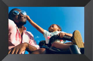 bilde av ett bilde i en sort ramme