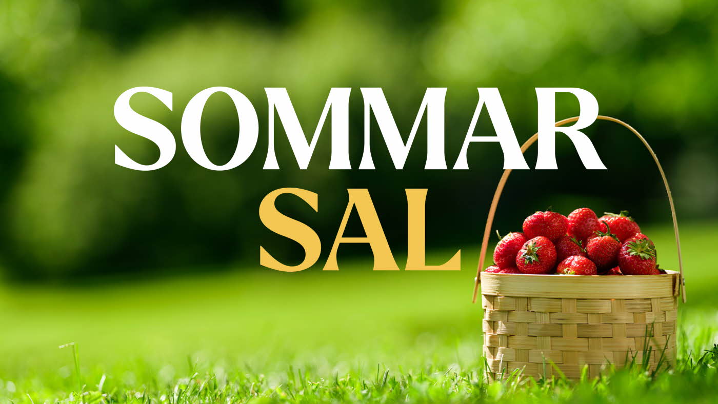 jordbær i grønn eng med tekst sommarsal
