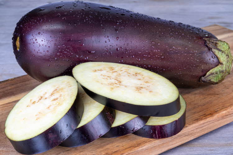 Oppskåret aubergine nærbilde