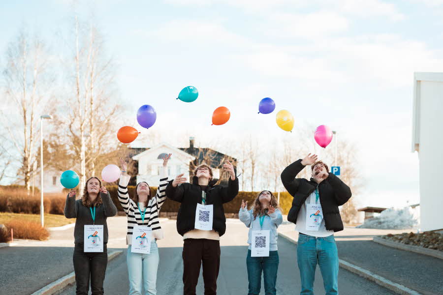 krafttak mot kreft russ med ballonger