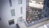 Uteområde på Diagonalen. 