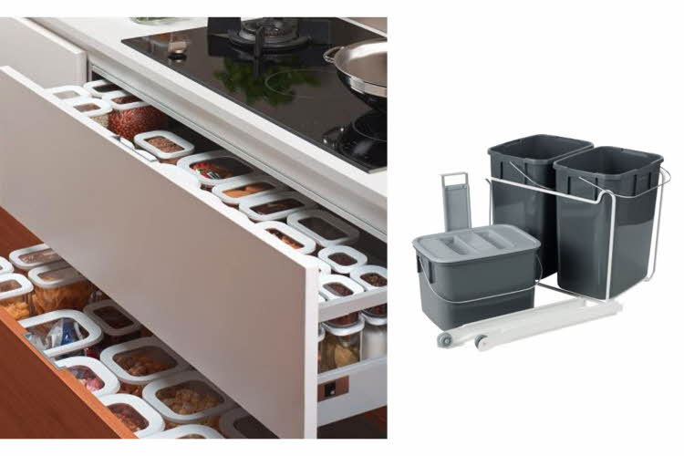 Kjøkkenskuffter fulle av  hvite oppbevaringsbokser til mat med gjennomsiktig lokk. Bilde av søppelbøttesystem til kjøkkenskap.  