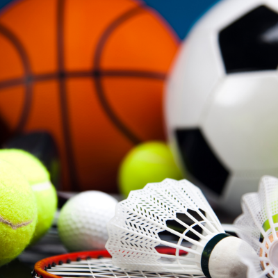 Basketball, fotball, tennisball og badminton