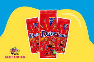 Tre poser med Daim minis.