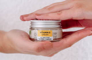 bilde av vitamin-E krem