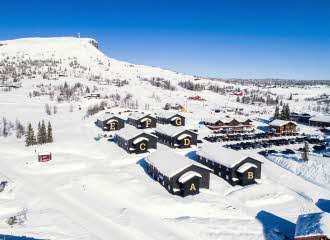 Oversiktsbilde over fritidsboligene på Skitorget på Skeikampen