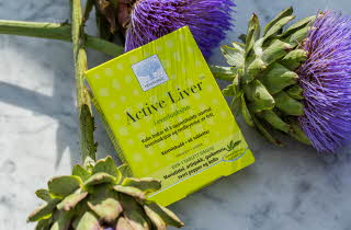 Pakke med Active Liver kosttilskudd i grønn emballasje.