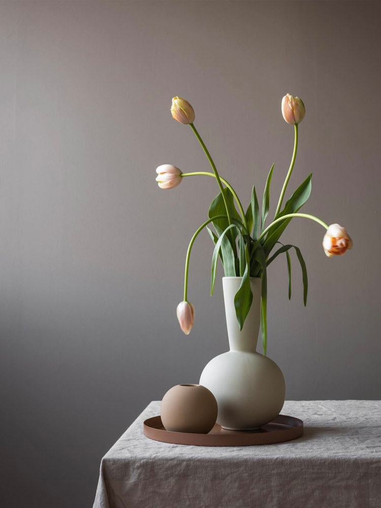 Tulipaner i en vase