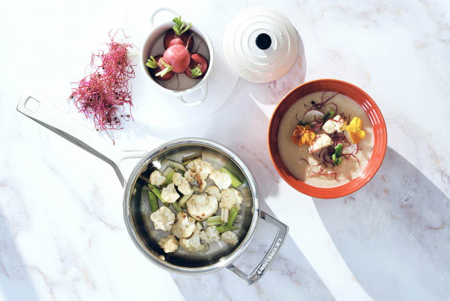Bilder av gryter med suppe