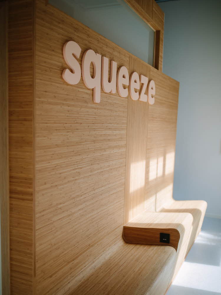 Squeeze ansatt Ingangsparti til Squeeze Squeeze logo