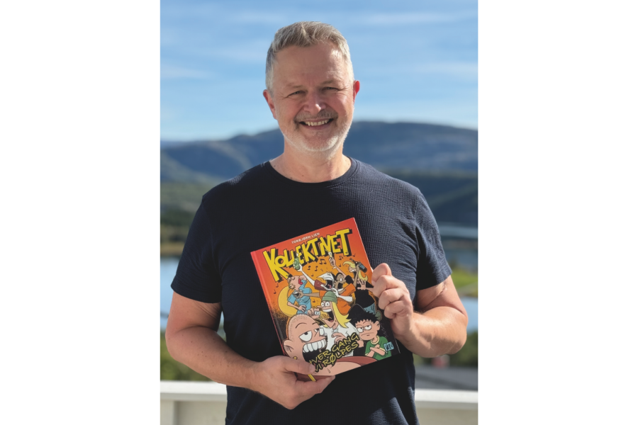 Tobjørn Lien med sin nye bok "Hver gang vi rølpes"