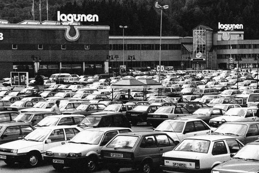 I år feirer Lagunen 40 år og for en reise det har vært! Vi har bladd i gamle fotoalbum og mimret om små og store øyeblikk gjennom årene. 