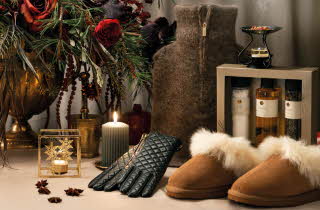 bilde av diverse julegaver