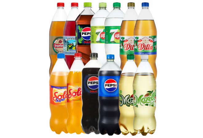 13 varianter av Ringnes brus 1,5 liter.