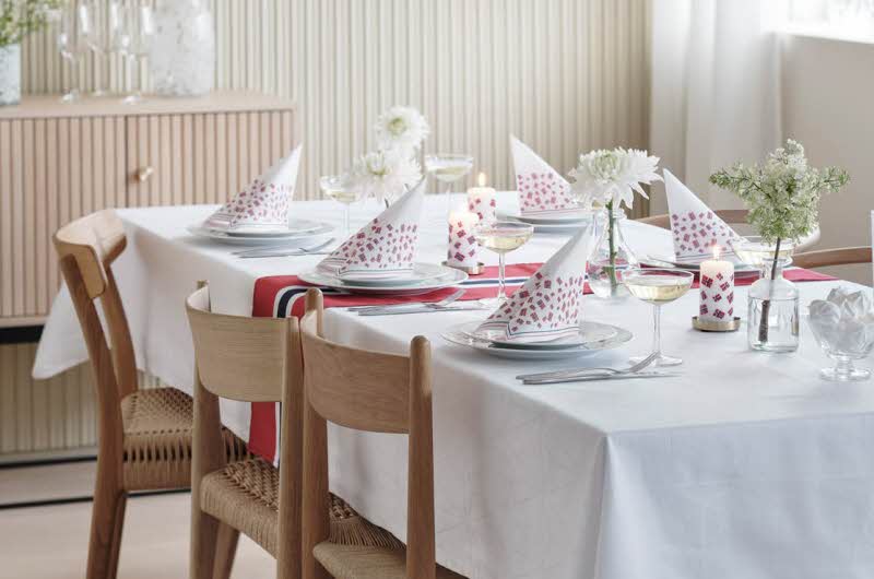 bord dekket for 17. mai
